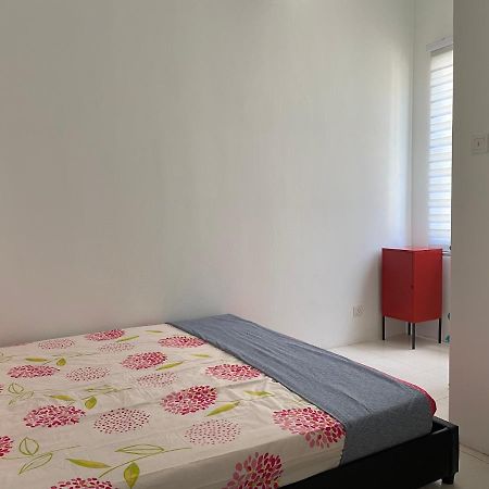 Cempaka Homestay Soga Perdana Batu Pahat Ngoại thất bức ảnh