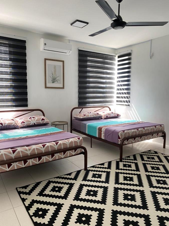 Cempaka Homestay Soga Perdana Batu Pahat Ngoại thất bức ảnh